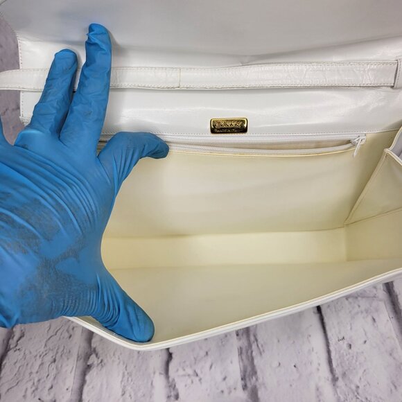 Vtg MCM Bally Womens Envelope Crossbody Bag White & Black Leather Made In Italy - Picture 11 of 11